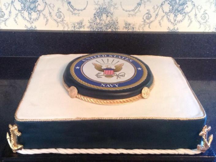 What better way to honor your loved one's service than with a military themed cake? 