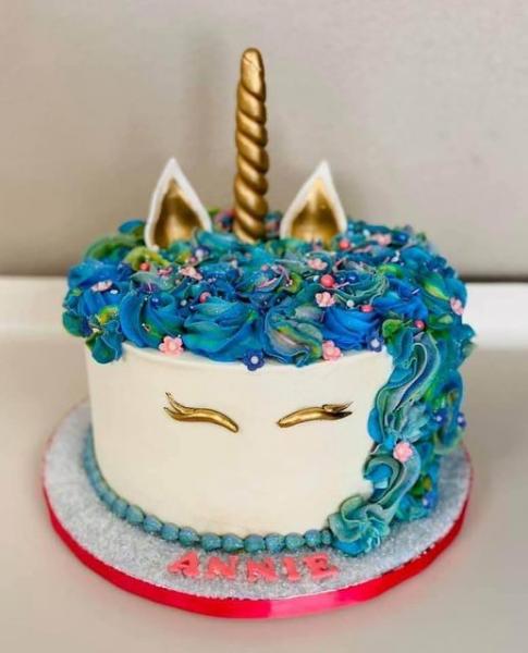Annie's Unicorn Cake